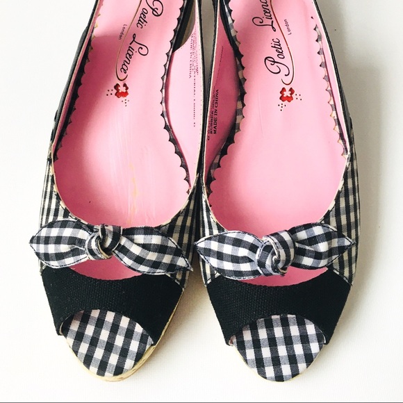NWT Poetic Licence “Picnic Anyone” gingham flat - Picture 1 of 7